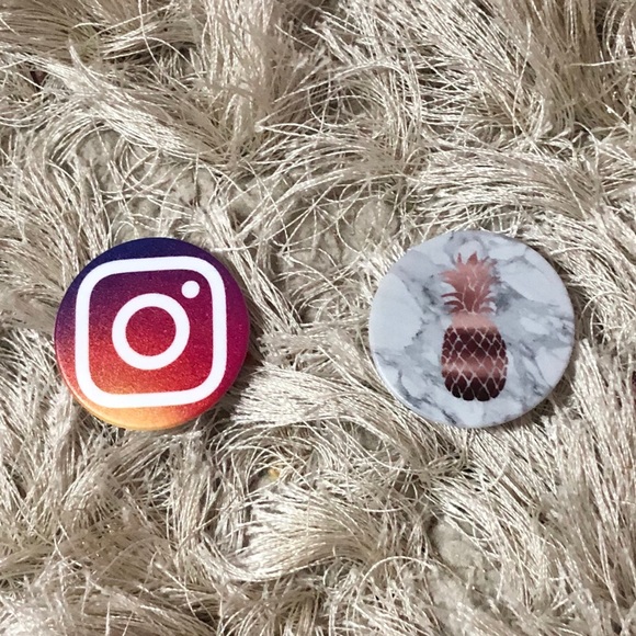 NEW Pop Sockets - Picture 3 of 6